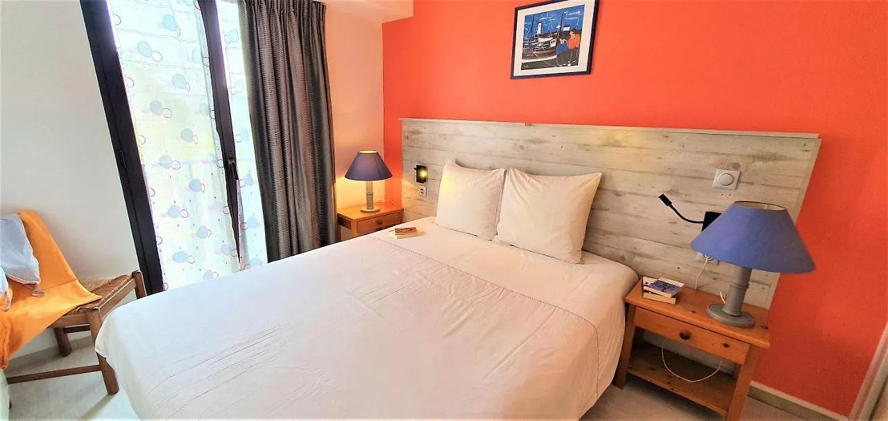 Appart'Hotel Du Bout Du Monde Camaret-sur-Mer 2*,  France